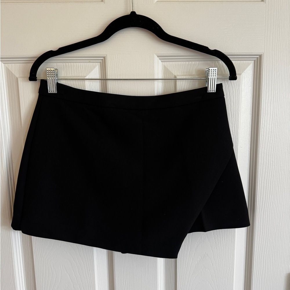 Babaton Elegant Black Skort